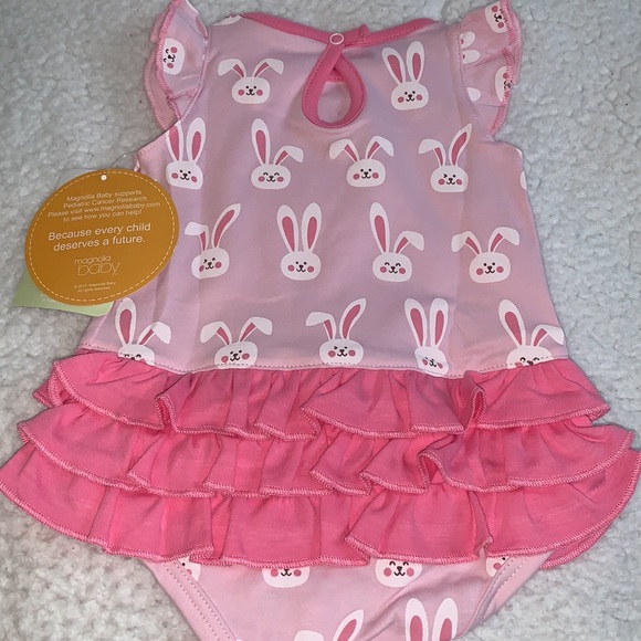 NWT Magnolia Baby Bunnies Pink Ruffle Bodysuit Onesie 3M - Picture 7 of 8